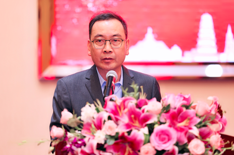 廣東省建築材料行（háng）業協會秘書長陳振廣（guǎng）