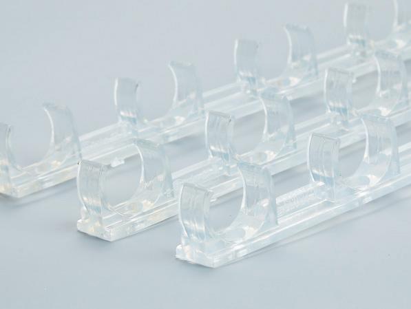 PVC透（tòu）明地麵連排管夾